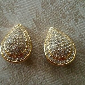 Christian Dior costume  earrings